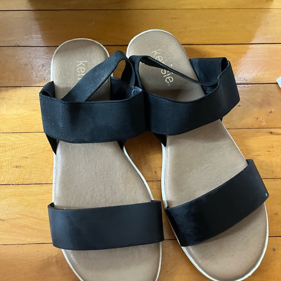 Kensie Black Strappy Women's Sandals - Picture 1 of 5